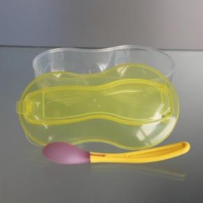 Food grinding bowl with spoon